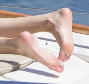 joanna vanderham feet 1