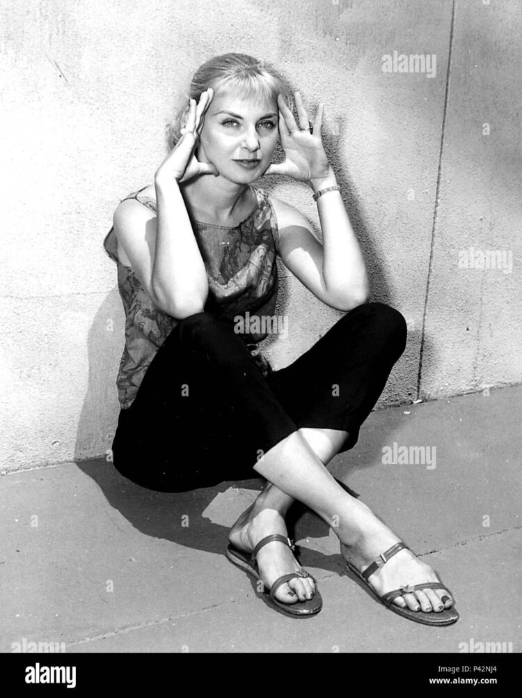 joanne woodward feet 1