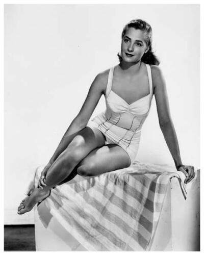 jody lawrance feet 3