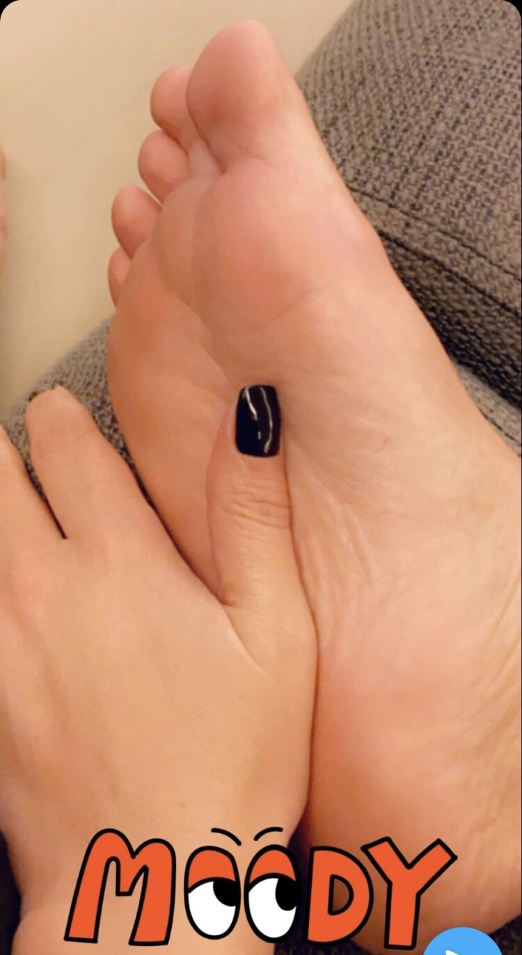 joelle mardinian feet 5