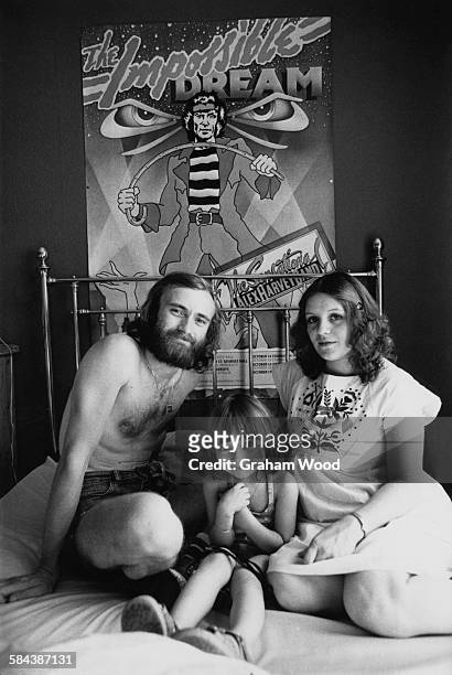 joely collins feet 4