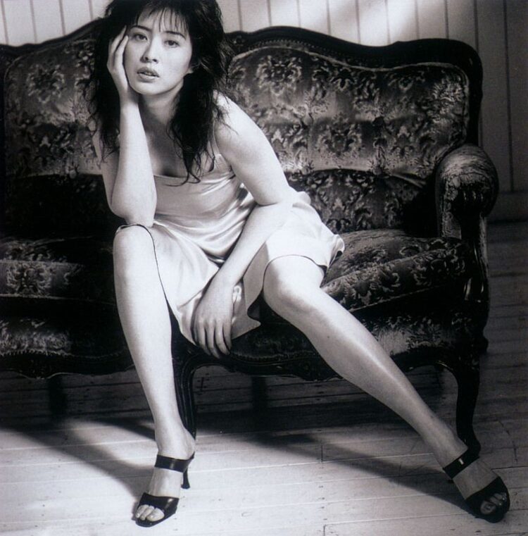 joey wong feet 5