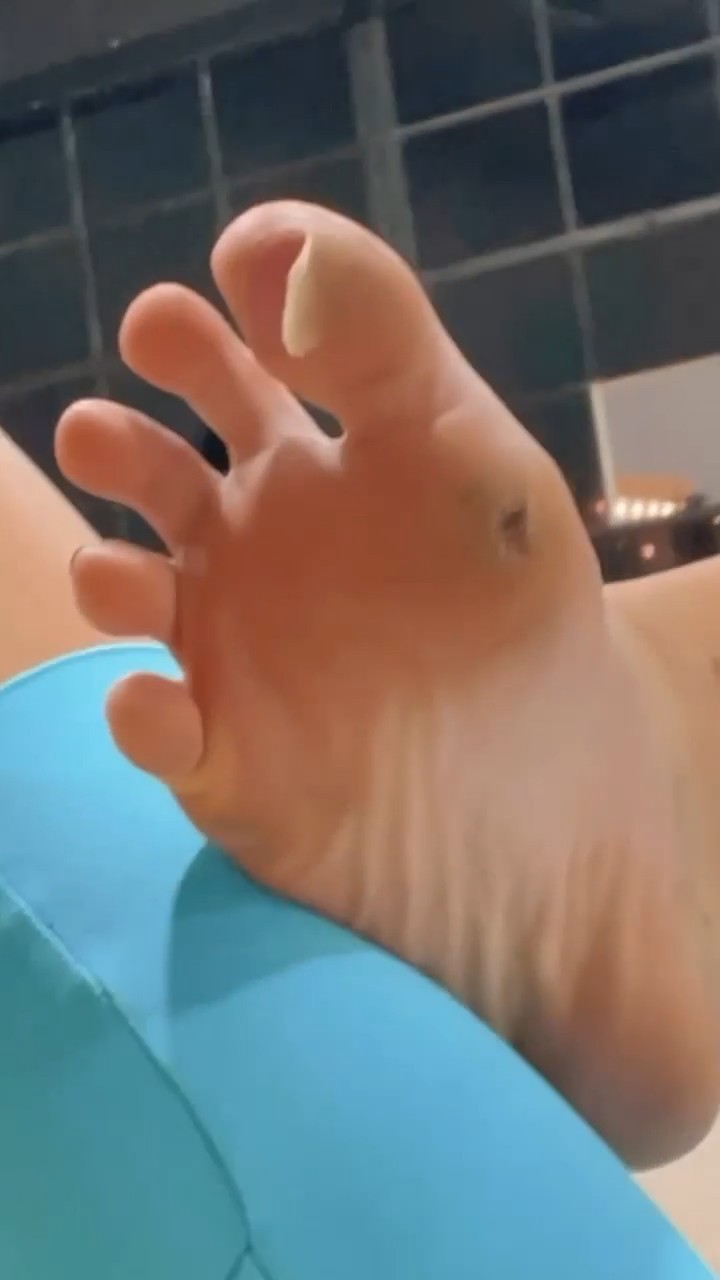 jojo siwa feet 2