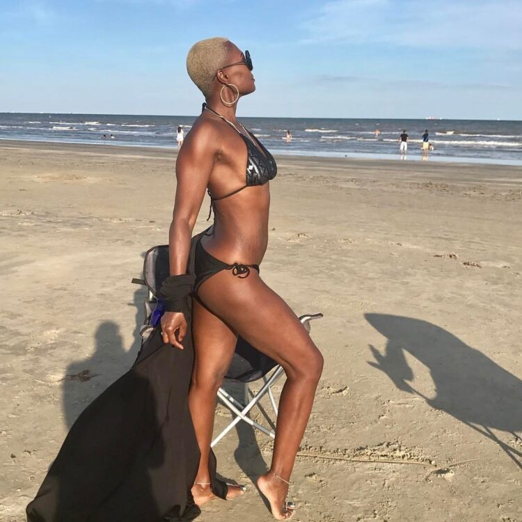 jolanda jones feet 5