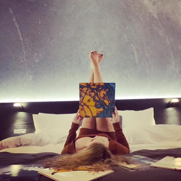 jordan elizabeth feet 1