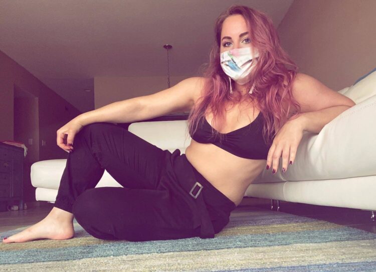 jordan elizabeth feet