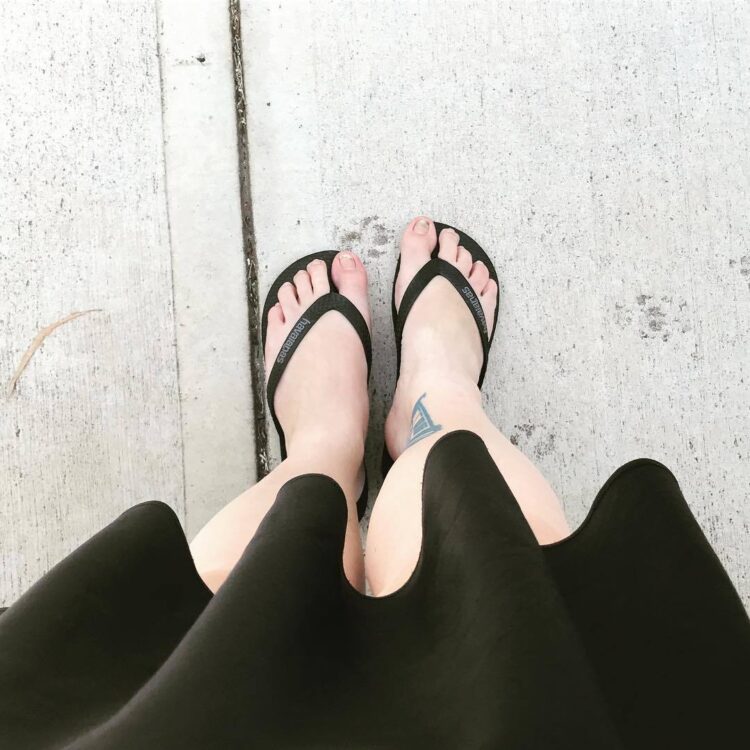 jordan raskopoulos feet