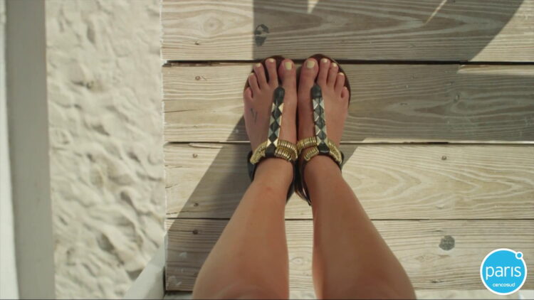 josefina montane feet