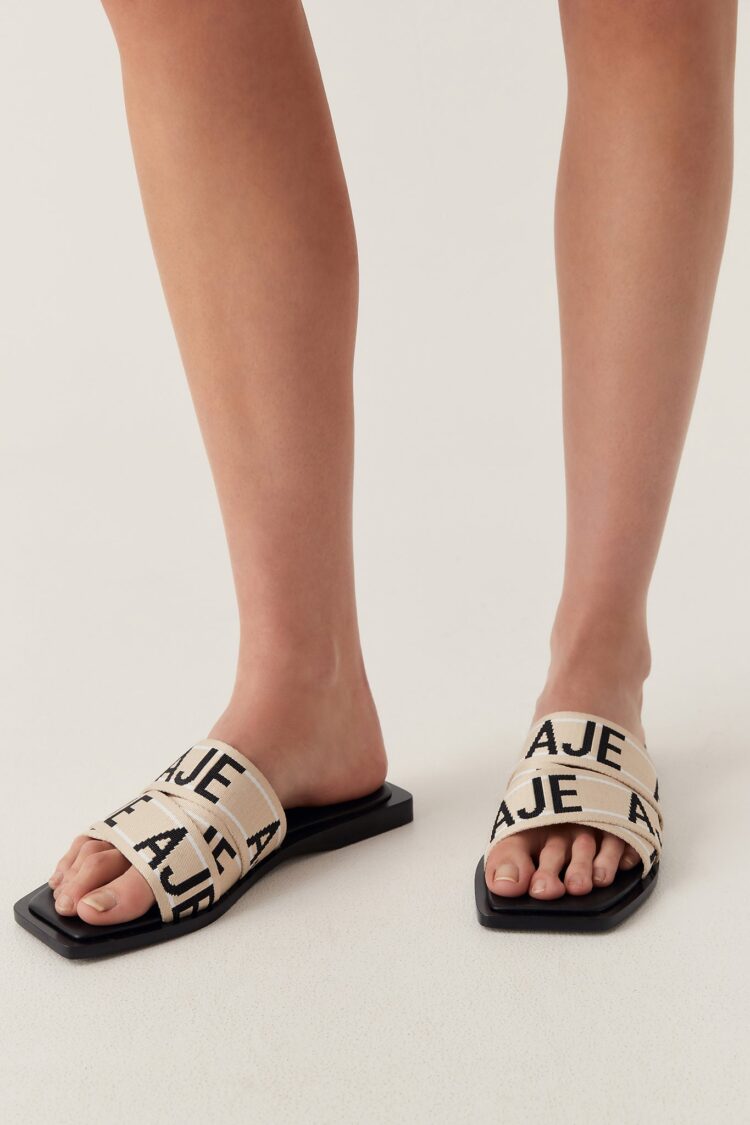 joselyne anais feet 6