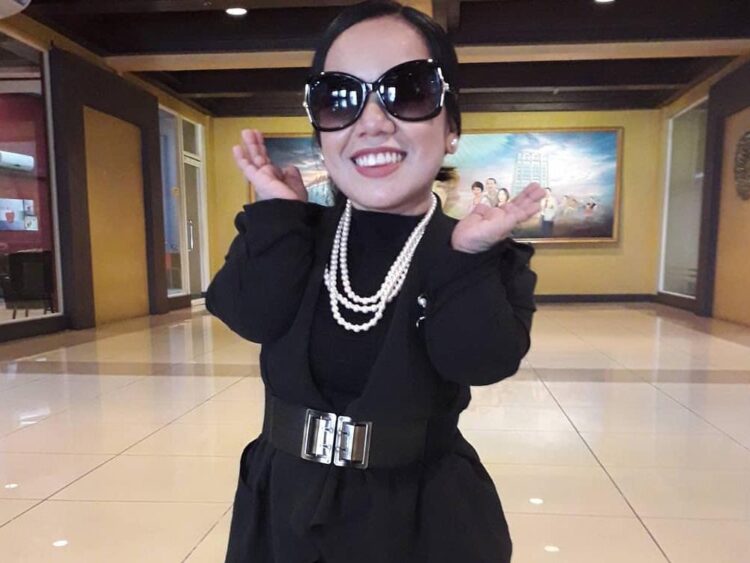 josephine bibit berry feet 2