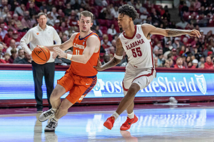 josephine gillan feet 3