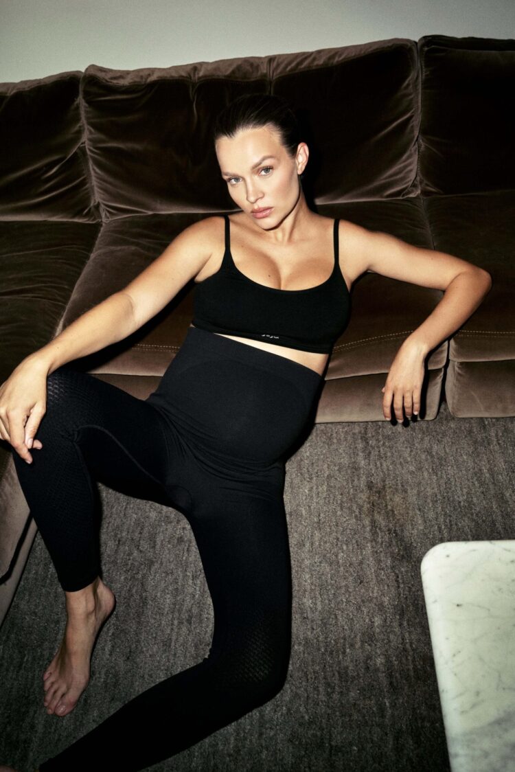 josephine skriver feet 1 scaled