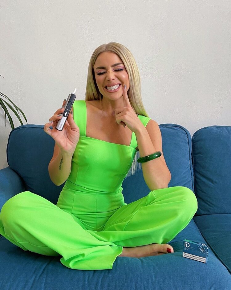 josephine wendel feet 6