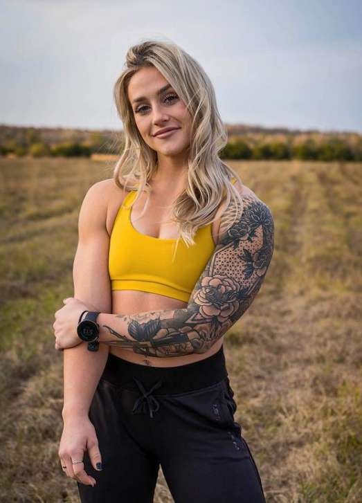 josie hamming feet 2