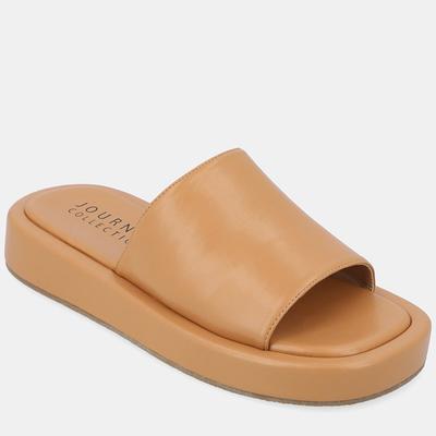 journee brown feet 4