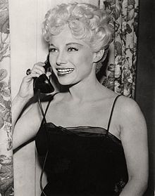 joyce jameson feet 3