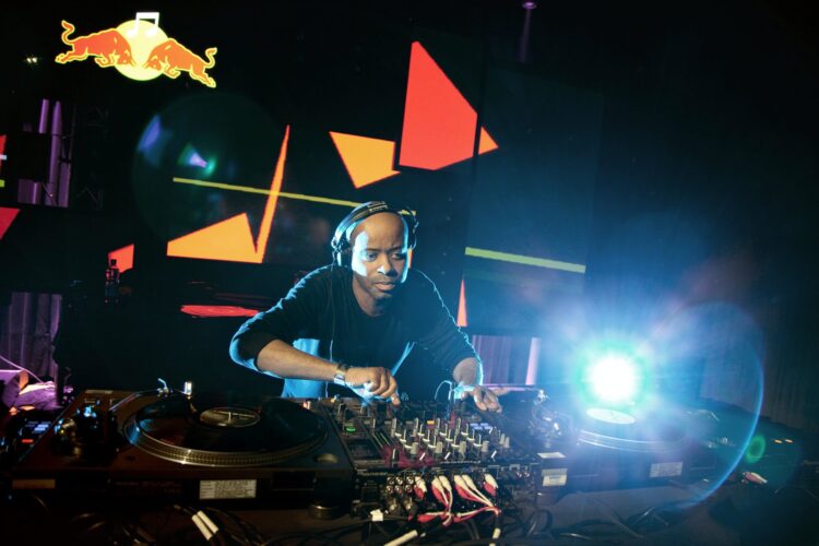 juan atkins feet scaled