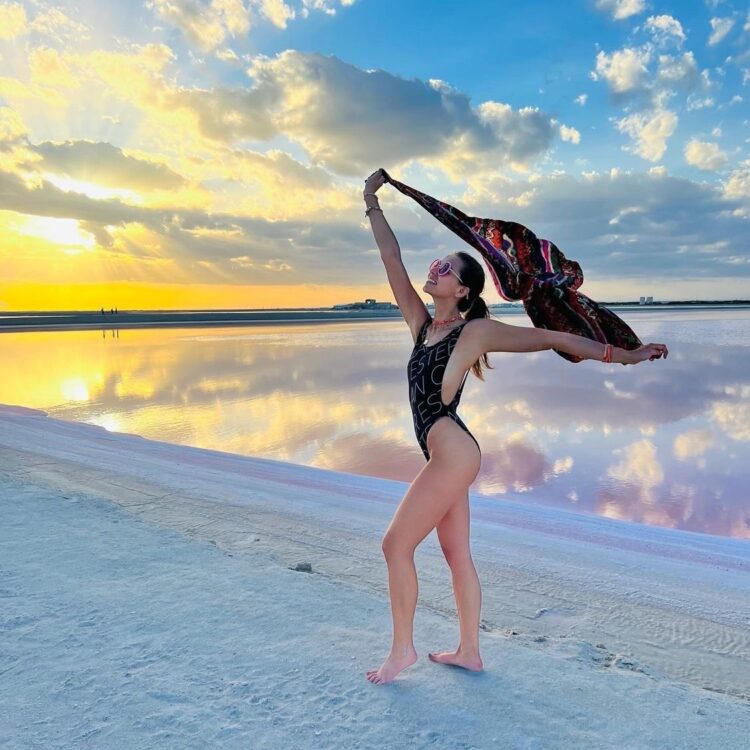 juanita arias feet 4