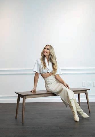 juanita castellanos feet 3