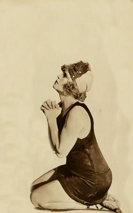 juanita hansen feet 2