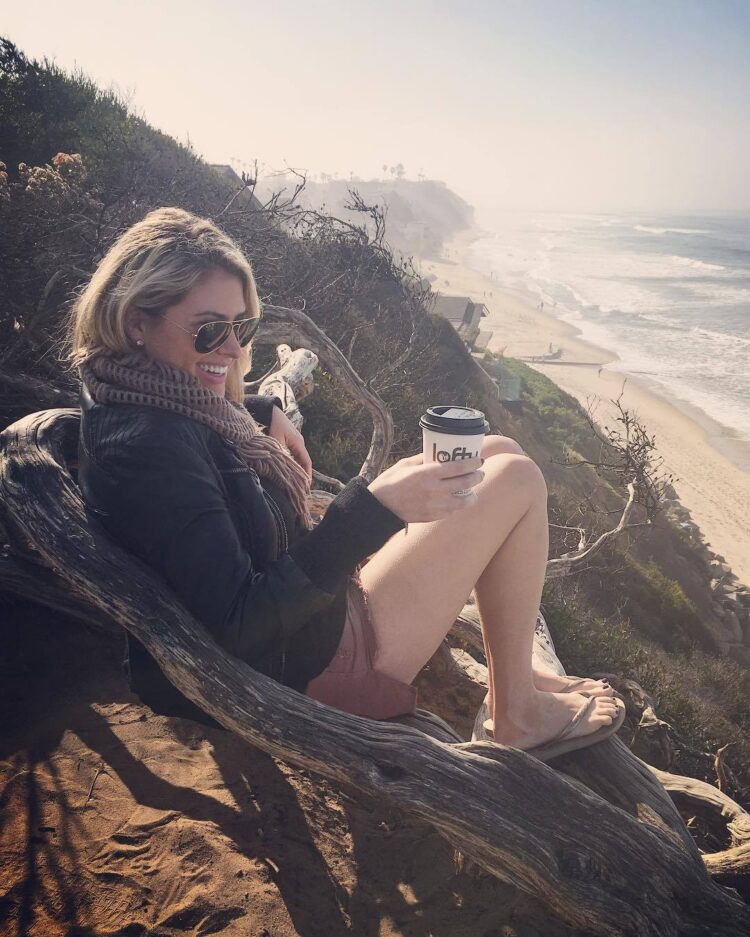 juelia kinney feet 5