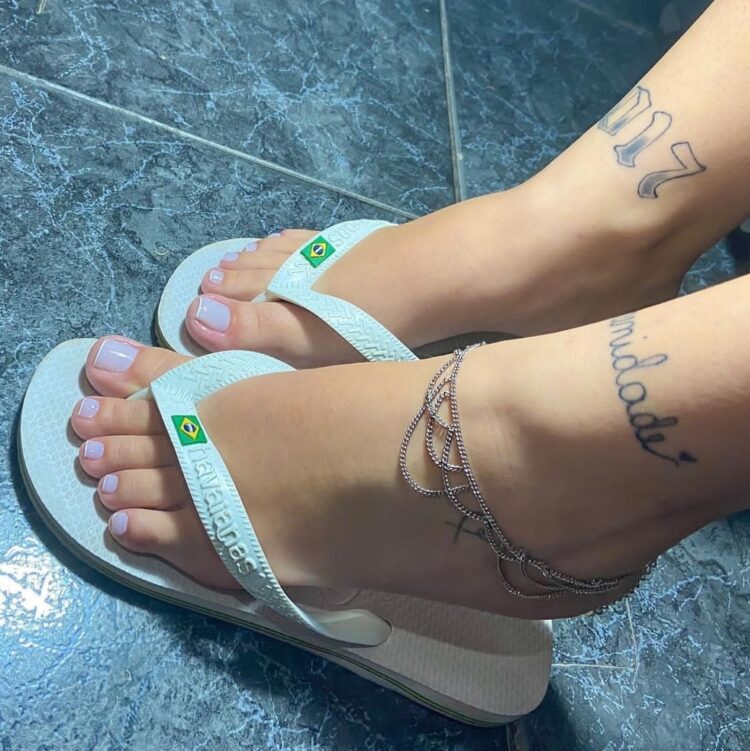 juj feet 1