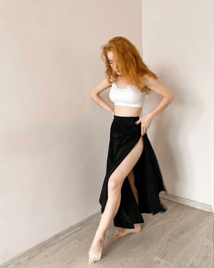 julia adamenko feet 1