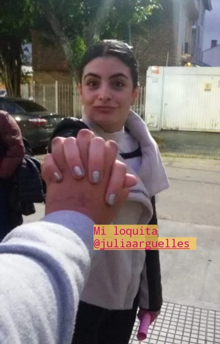 julia arguelles feet 6