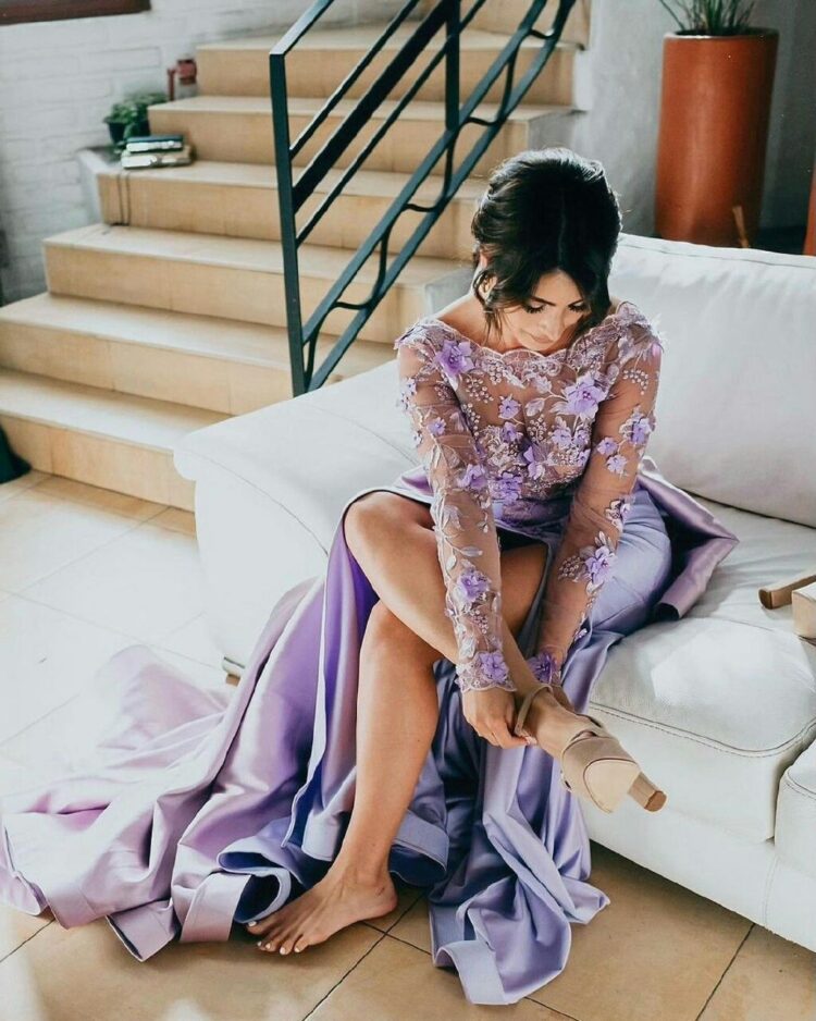 julia arguelles feet