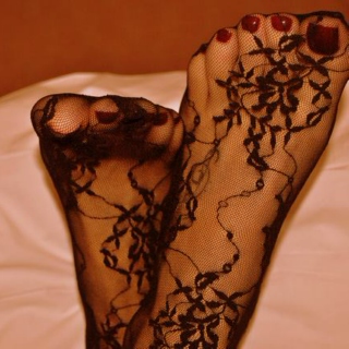 julia boutros feet 4