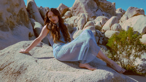 julia bridges feet 2