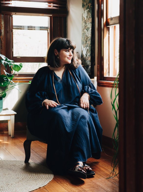 julia busuttil nishimura feet