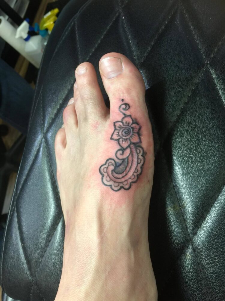 julia butterfly hill feet 3