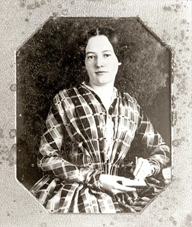 julia gardiner tyler feet 1