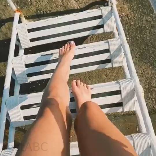 julia gavrilina feet 2