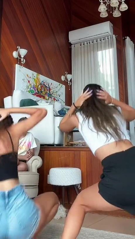 julia mazzocco feet 5