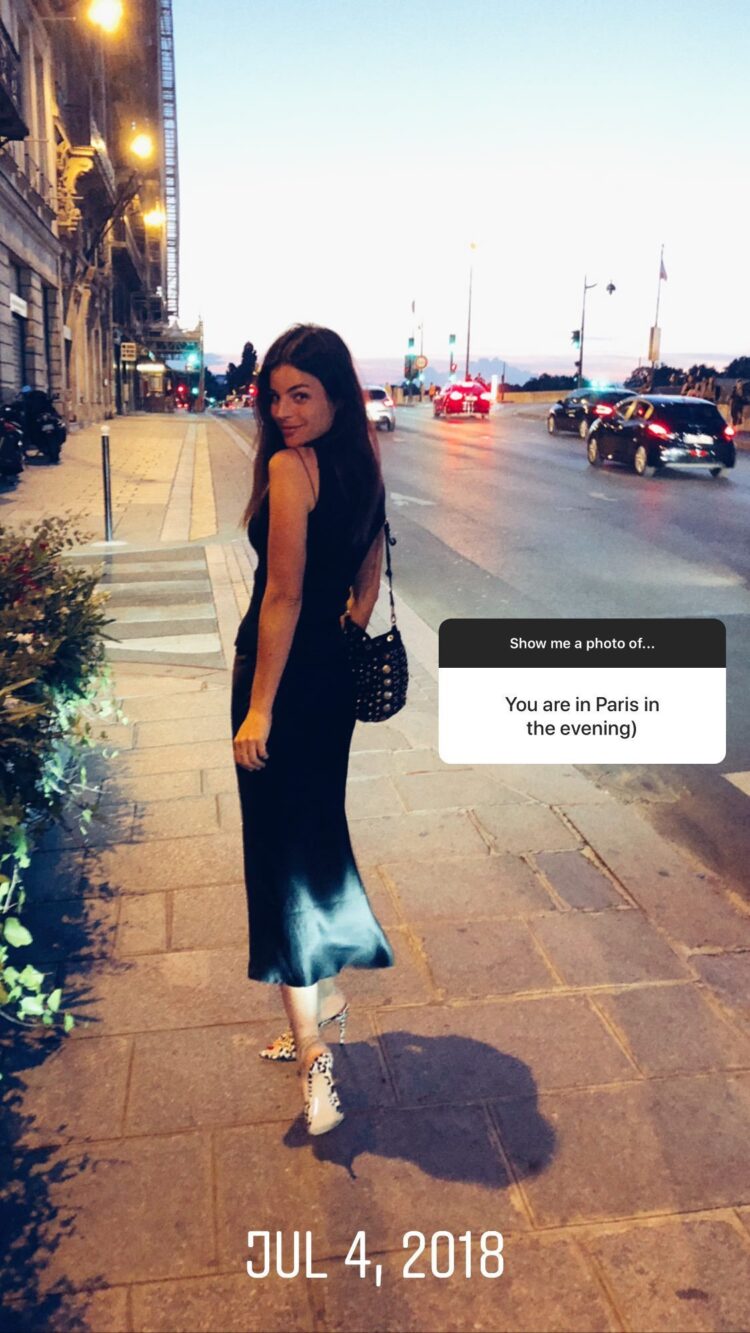 julia restoin roitfeld feet 4