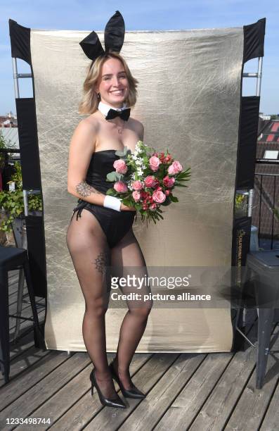 julia rommelt feet 3