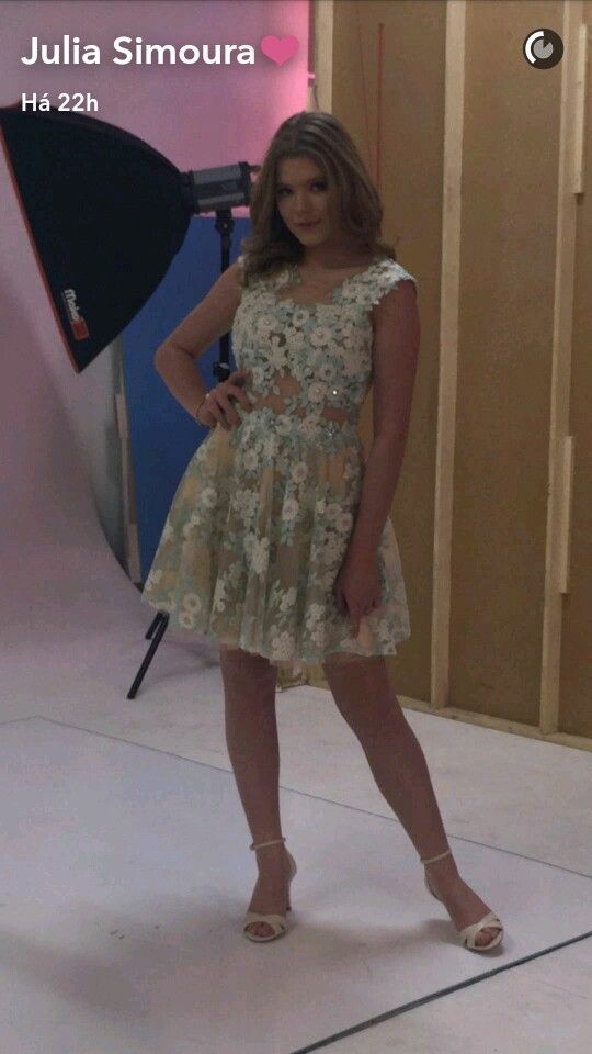 julia simoura feet 3