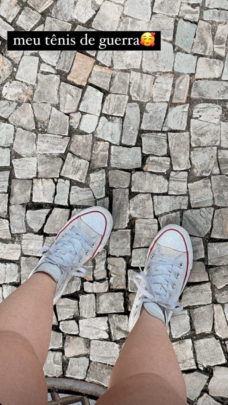 julia svacinna feet 4