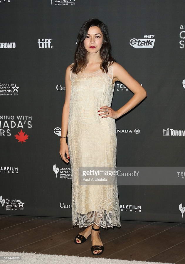 julia taylor ross feet 1