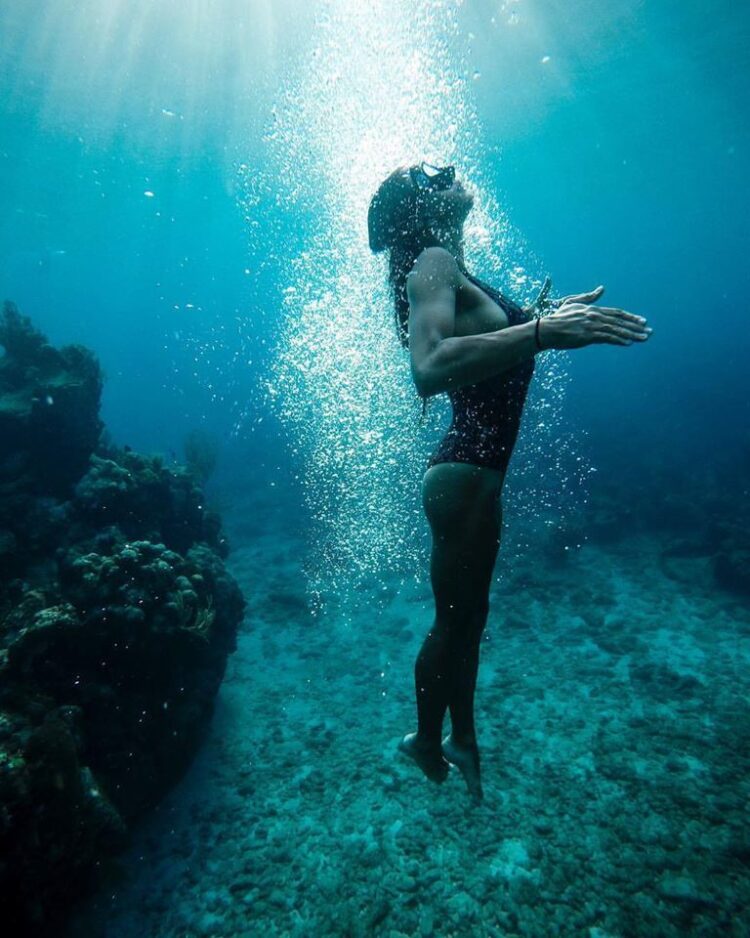 julia wheeler feet 6