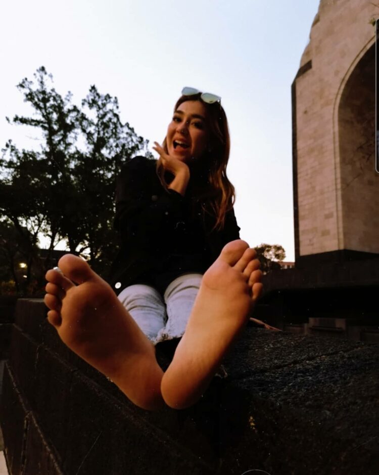 juliana bao feet