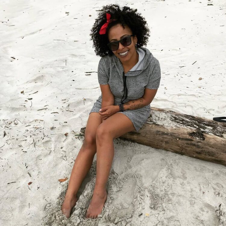 juliana oliveira feet