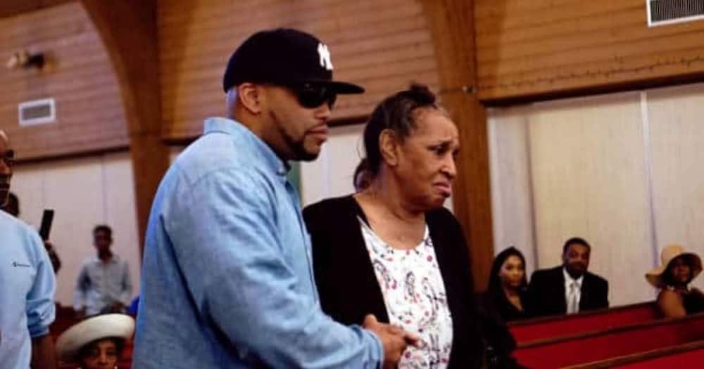 julianna farrait feet 1