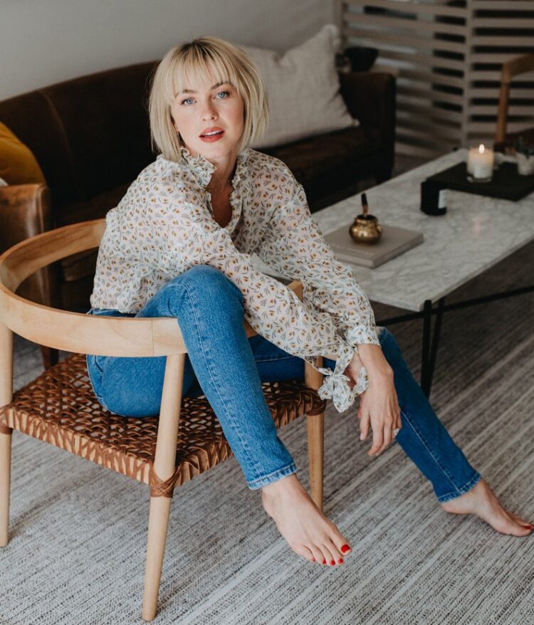 julianne hough feet 1