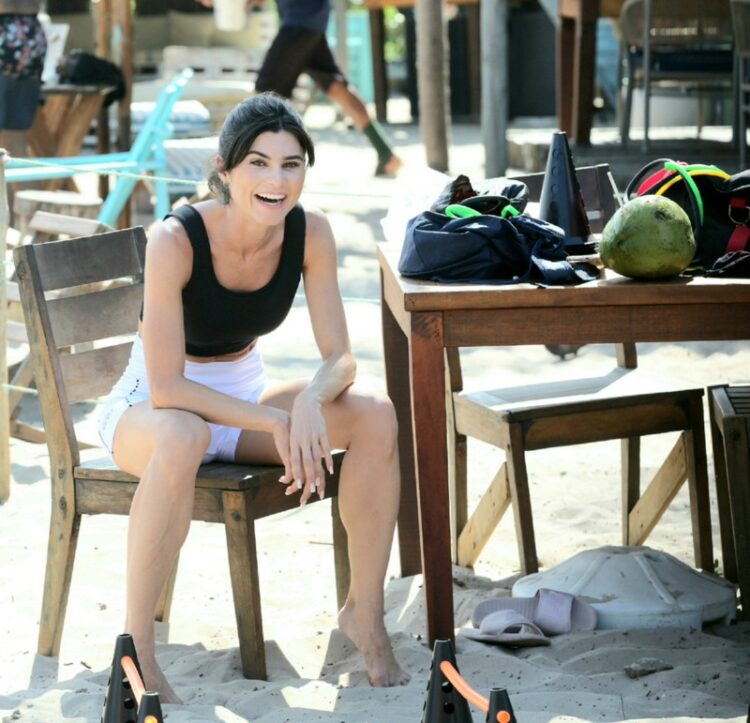 julianne trevisol feet 6