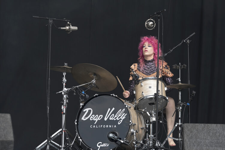 julie edwards feet 1