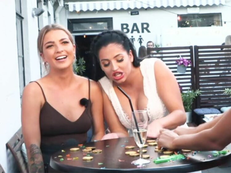 julie grindbakken feet 5