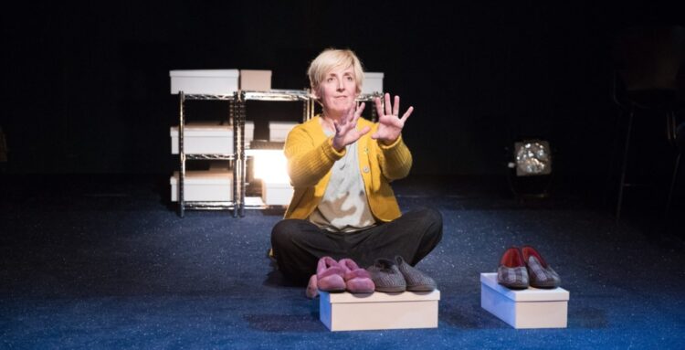 julie hesmondhalgh feet 5